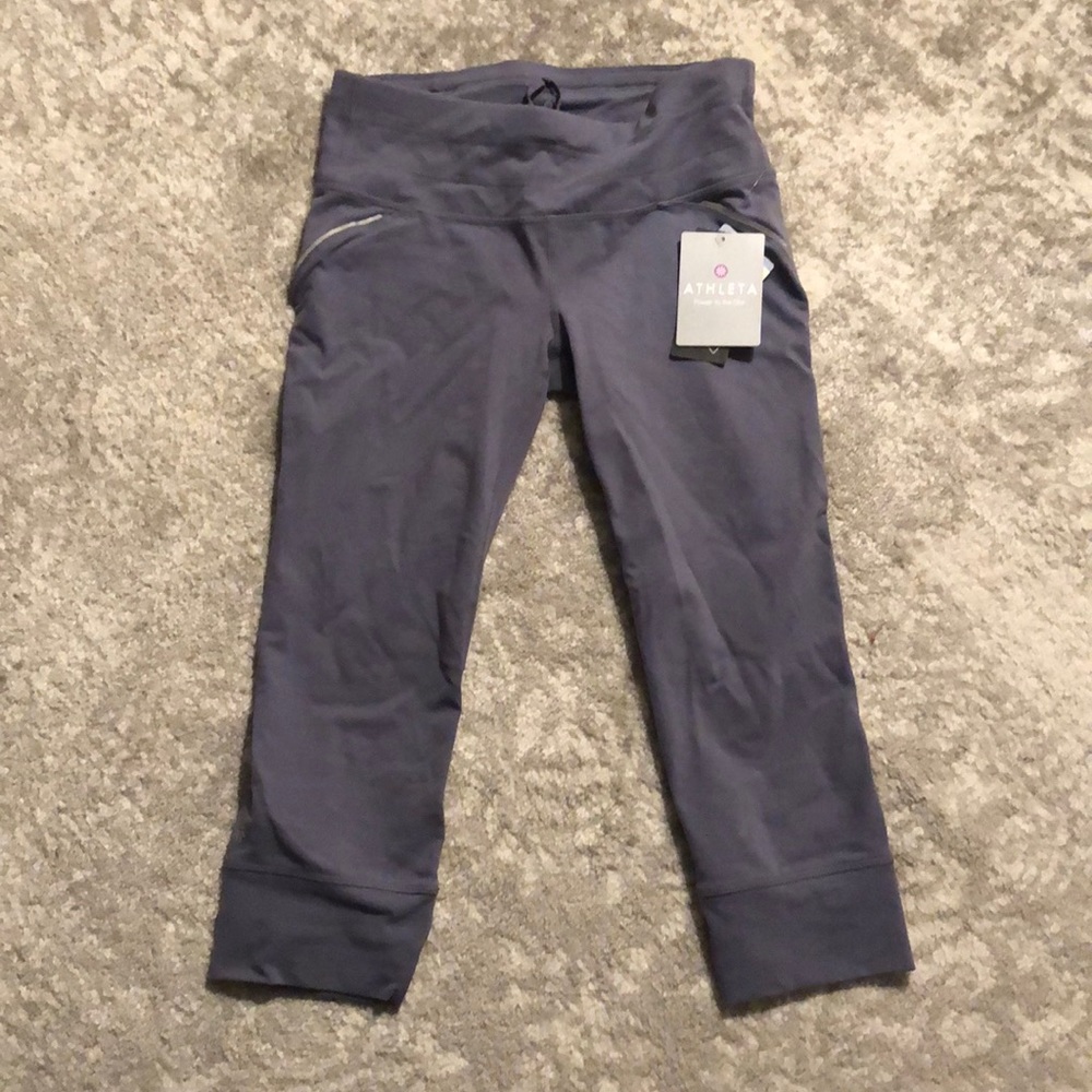 Athleta Relay Capri workout legging